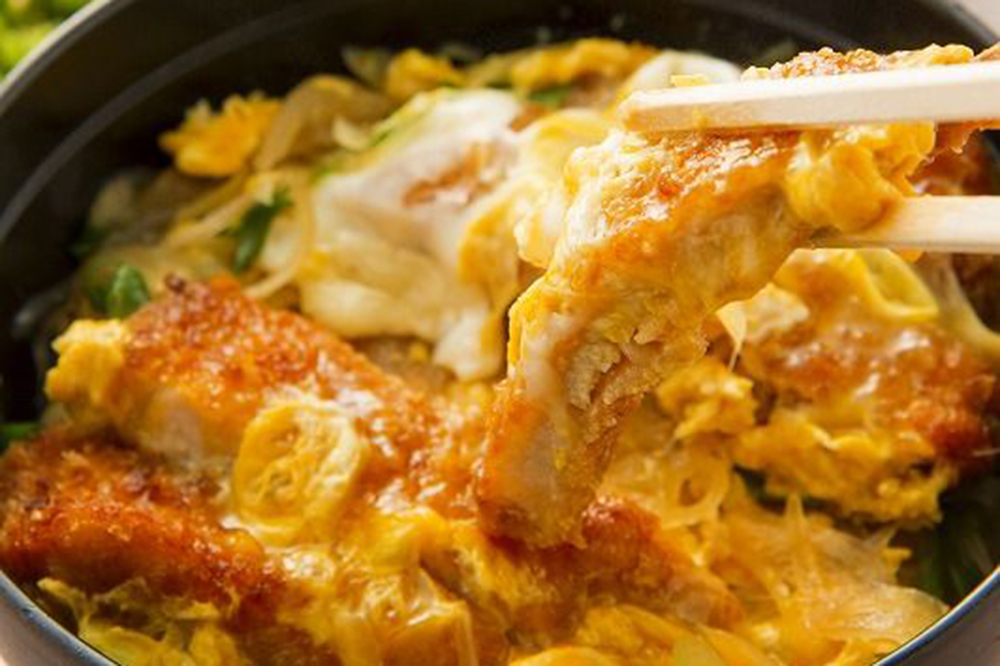 名物ちゃんどんに人気のカツ丼! あなたはどっち? 